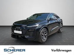 Mythosschwarz metallic Gebraucht 2025 Audi Q6 Sportback e-tron Ambiente SUV | 77.826 € (Teuer)