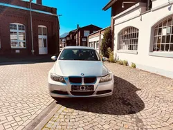 Grau Gebraucht 2006 BMW 318 Limousine | 3.100 € (Guter Preis)