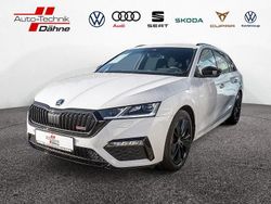 Weiss / candy weiss Gebraucht 2024 Skoda Octavia RS Kombi | 35.880 € (Fairer Preis)