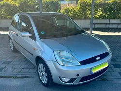Silber Gebraucht 2004 Ford Fiesta Kleinwagen | 1.990 € (Teuer)