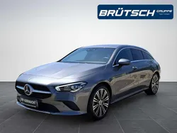 Mountaingrau metallic Gebraucht 2023 Mercedes CLA200 Shooting Brake Kombi | 33.980 € (Etwas zu teuer)