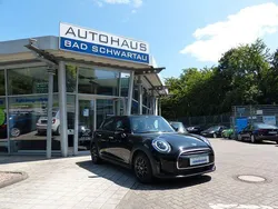 Midnight black metallic Gebraucht 2022 Mini ONE Kleinwagen | 20.950 € (Fairer Preis)