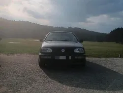 Blau Gebraucht 1996 VW Golf III Kleinwagen | 550 €