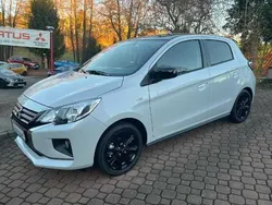 Weiß Gebraucht 2024 Mitsubishi Space Star Select Limousine | 17.490 €