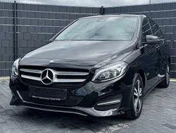 Schwarz Gebraucht 2015 Mercedes B180 Van / Kleinbus | 12.990 € (Guter Preis)