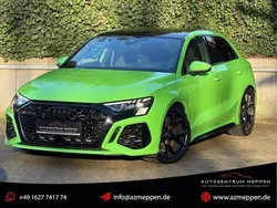 Grün Gebraucht 2024 Audi RS3 Sportback Sport Kleinwagen | 54.999 € (Fairer Preis)