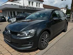 Grau Gebraucht 2016 VW Golf VII Allstar Limousine | 13.490 € (Fairer Preis)