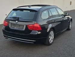 Schwarz Gebraucht 2012 BMW 318 Lifestyle Kombi | 4.999 € (Guter Preis)