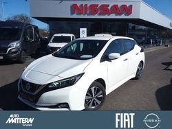 Weiß Gebraucht 2022 Nissan Leaf Acenta Kleinwagen | 14.970 € (Guter Preis)