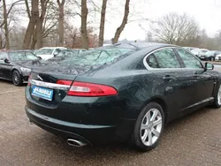 Schwarz Gebraucht 2010 Jaguar XF Premium Luxury Limousine | 5.999 €