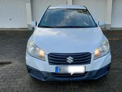 Weiß Gebraucht 2015 Suzuki SX4 S-Cross SUV | 7.000 € (Fairer Preis)