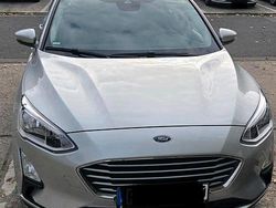 Silber Gebraucht 2018 Ford Focus Cool & Connect Limousine | 13.999 € (Etwas zu teuer)