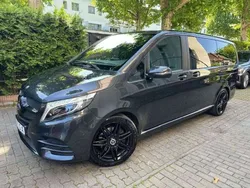 Lackfarbe graphitgrau metallic Gebraucht 2019 Mercedes V300 Exclusive Van / Kleinbus | 45.950 €