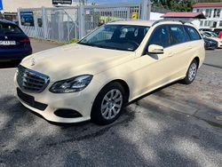 Beige Gebraucht 2014 Mercedes E200 Kombi | 3.500 € (Teuer)