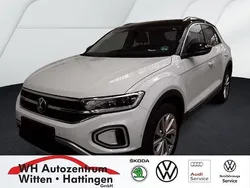 Pure white Gebraucht 2024 VW T-Roc Style SUV | 27.890 € (Guter Preis)
