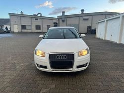 Weiß Gebraucht 2006 Audi A3 Limousine | 2.900 € (Etwas zu teuer)