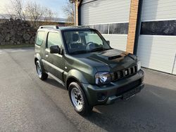 Grün Gebraucht 2016 Suzuki Jimny Comfort+ SUV | 19.500 € (Teuer)