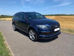 Blau Gebraucht 2010 Audi Q7 Advanced SUV | 12.950 € (Teuer)