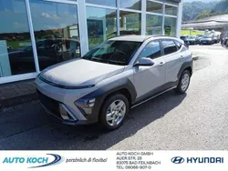 Cyber grey / met Gebraucht 2024 Hyundai Kona Trend SUV | 28.490 € (Fairer Preis)