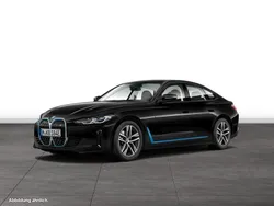 Black sapphire metallic Gebraucht 2023 BMW i4 Shadowline Limousine | 42.464 € (Etwas zu teuer)