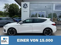 Weiß Gebraucht 2022 Cupra Leon | 26.860 € (Fairer Preis)