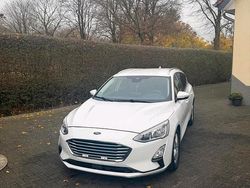 Weiß Gebraucht 2019 Ford Focus Kombi | 8.800 € (Guter Preis)