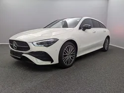 Weiß Gebraucht 2024 Mercedes CLA250e Shooting Brake AMG line Kombi | 37.499 € (Fairer Preis)