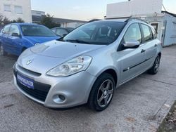 Silber Gebraucht 2013 Renault Clio GrandTour Expression Kombi | 4.997 € (Fairer Preis)