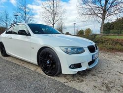 Weiß Gebraucht 2012 BMW 320 M Sport Coupé | 9.500 € (Fairer Preis)