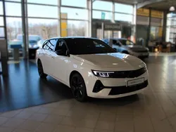 Arktis weiß Gebraucht 2025 Opel Astra Kombi | 35.999 € (Fairer Preis)