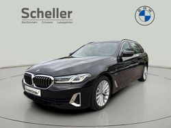 Schwarz uni Gebraucht 2022 BMW 530e Luxury Line Kombi | 35.900 € (Fairer Preis)