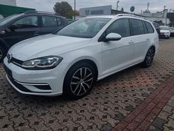 Weiß Gebraucht 2018 VW Golf VII Sound Kombi | 14.498 € (Guter Preis)