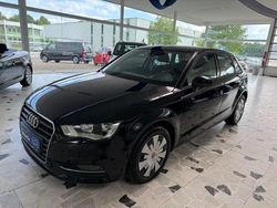 Schwarz Gebraucht 2013 Audi A3 Attraction Limousine | 10.980 € (Etwas zu teuer)