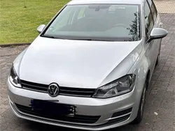 Silber Gebraucht 2013 VW Golf VII Trendline Limousine | 5.500 € (Fairer Preis)