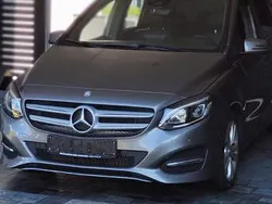Grau Gebraucht 2016 Mercedes B220 Van / Kleinbus | 11.900 € (Guter Preis)
