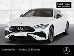 Weiß Gebraucht 2025 Mercedes 180 AMG Limousine | 52.900 €