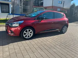 Rot Gebraucht 2018 Renault Clio IV LIMITED Kleinwagen | 10.500 € (Etwas zu teuer)
