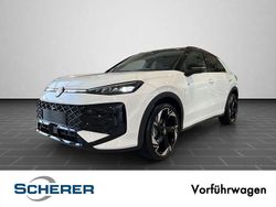 Pure white uni / schwarz uni Neu 2025 VW T-Roc R-line SUV | 40.490 € (Teuer)