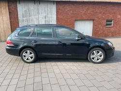 Schwarz Gebraucht 2013 VW Golf VII Kombi | 5.000 € (Guter Preis)