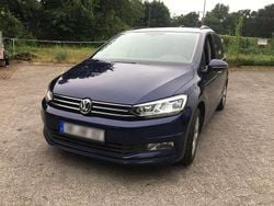 Blau Gebraucht 2016 VW Touran Comfortline Van / Kleinbus | 14.800 € (Guter Preis)