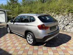 Grau Gebraucht 2011 BMW X1 SUV | 9.800 € (Fairer Preis)