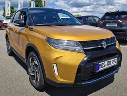 Solar/cosmicblack Neu 2025 Suzuki Vitara Comfort+ SUV | 29.890 € (Etwas zu teuer)