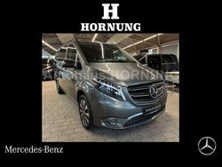 Grau Gebraucht 2023 Mercedes Vito Kombi | 52.900 €