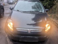 Blau Gebraucht 2011 Fiat Punto Limousine | 1.650 € (Superpreis)