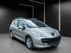 Grau Gebraucht 2008 Peugeot 207 Family Kombi | 6.500 € (Teuer)