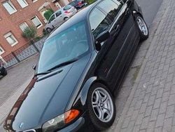 Schwarz Gebraucht 2001 BMW 320 Limousine | 4.850 € (Etwas zu teuer)