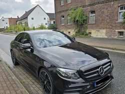Schwarz Gebraucht 2019 Mercedes E350 AMG Limousine | 35.500 € (Etwas zu teuer)