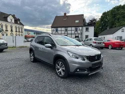 Grau Gebraucht 2017 Peugeot 2008 Allure SUV | 9.399 € (Fairer Preis)