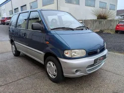 Gebraucht 2000 Nissan Serena Van / Kleinbus | 3.200 €