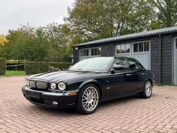 Schwarz Gebraucht 2003 Jaguar XJR Supercharged Limousine | 15.900 € (Superpreis)